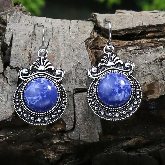 Elegant Geometric Green Stone Earring Pendant Set - Picture 5 of 5